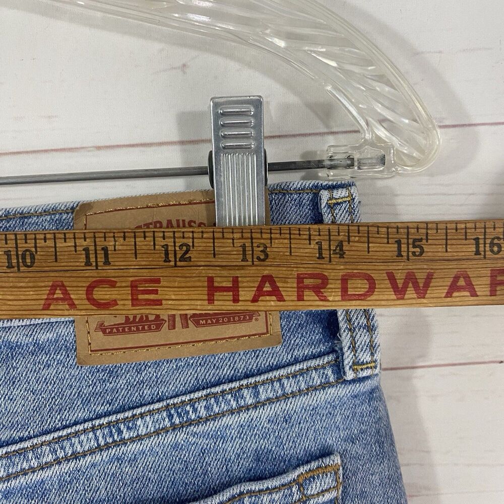 Levi's Womens Wedgie Straight Crop Jeans Size 28 Blue Button Fly Stretch - Picture 11 of 13
